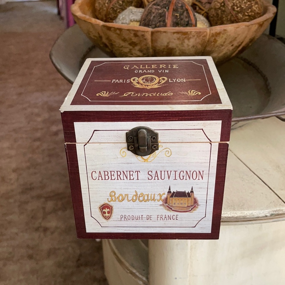 Wine Themed Hinged Box